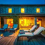 Rea Villa *