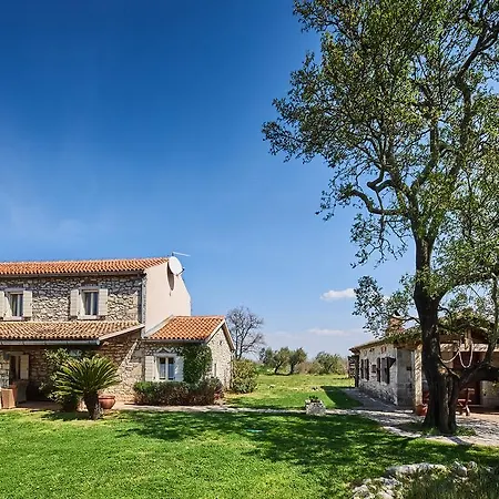 Rea Villa